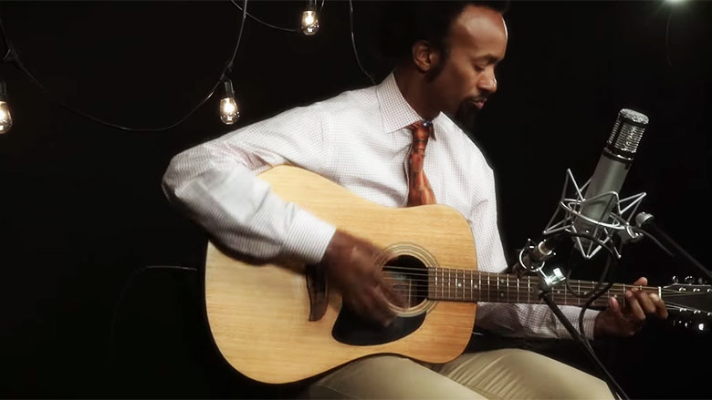 #Music4Dev: Músico de Oakland “Fantastic Negrito” habla sobre la preservación cultural